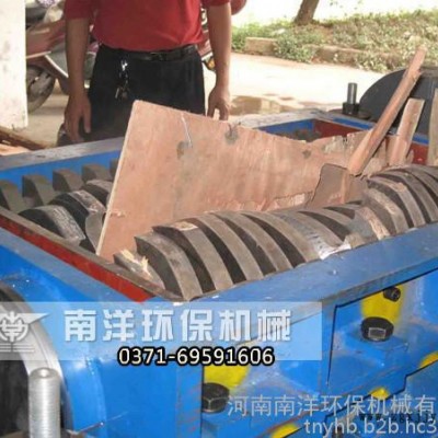 南洋撕碎機(jī)  撕碎機(jī)設(shè)備 金屬撕碎機(jī) 塑料撕碎機(jī) 輪胎撕碎機(jī) 橡膠撕碎機(jī) 撕碎機(jī)廠家 撕碎機(jī)價(jià)格 小型撕碎機(jī)