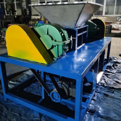 輪胎撕碎機 木材撕碎機 撕碎機 油桶撕碎機 塑料薄膜撕碎機