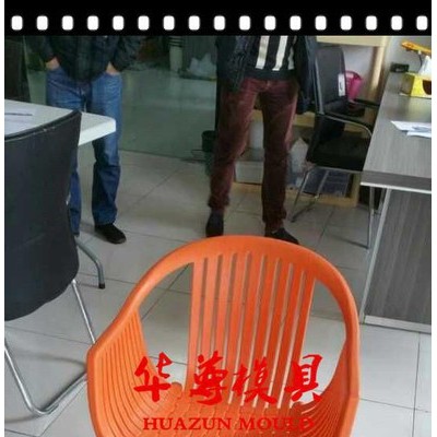 氣輔注塑椅子模具，歡迎外貿(mào)公司合作，可配制氮機注塑，出口巴西